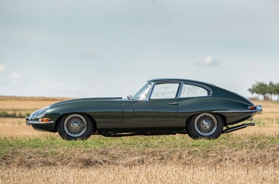 The most beautiful car in the world - Jaguar E Type